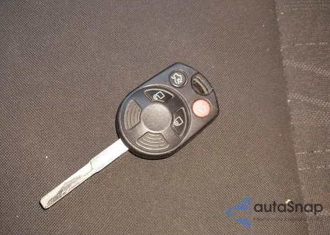 2016 Ford Focus Se z USA, uszkodzony, nr VIN 1FADP3F27GL265858